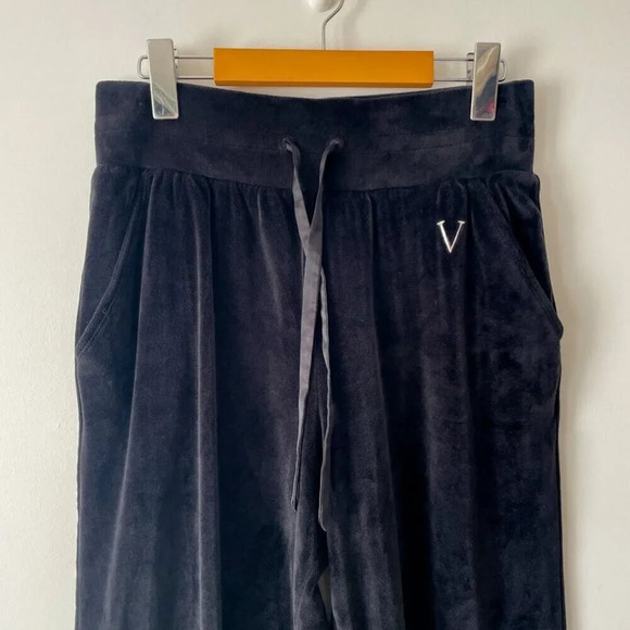 Victoria's Secret Soft Velour Jogger Sweat Pant Black  Size Small - Picture 3 of 6